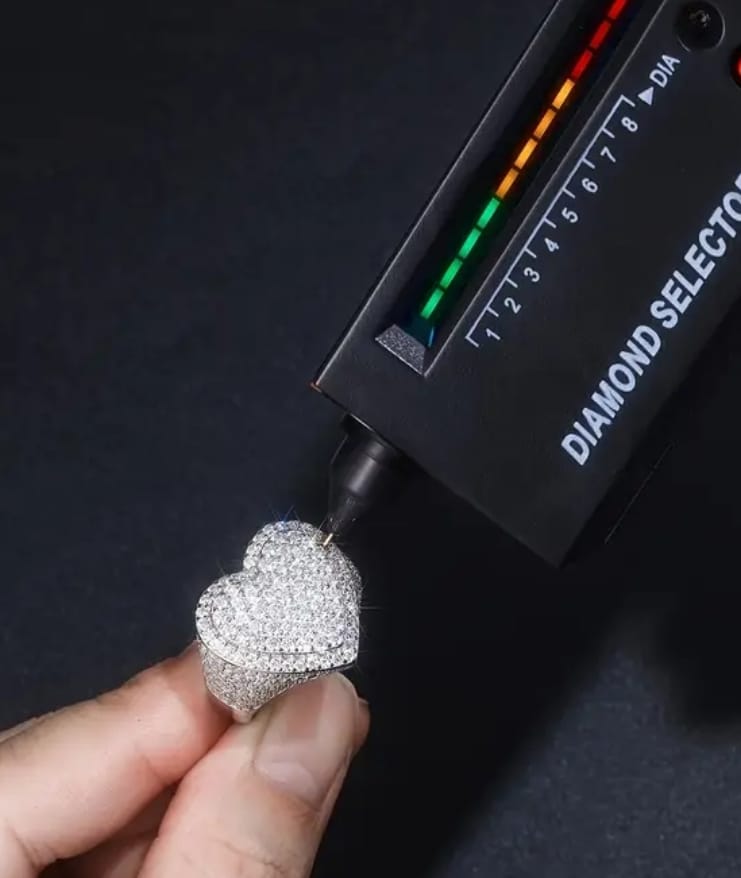 AnillodeCorazónPavé